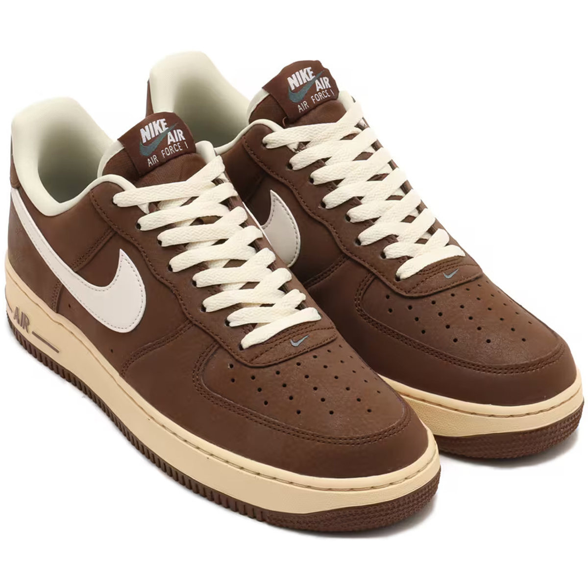 [ナイキ]エア フォース 1 '07nike AIR FORCE 1 '07FZ3592-259【カラー】カカオワオ/ココナッツミルク/ビンテージグリーン/セイル 【状態】正規品、